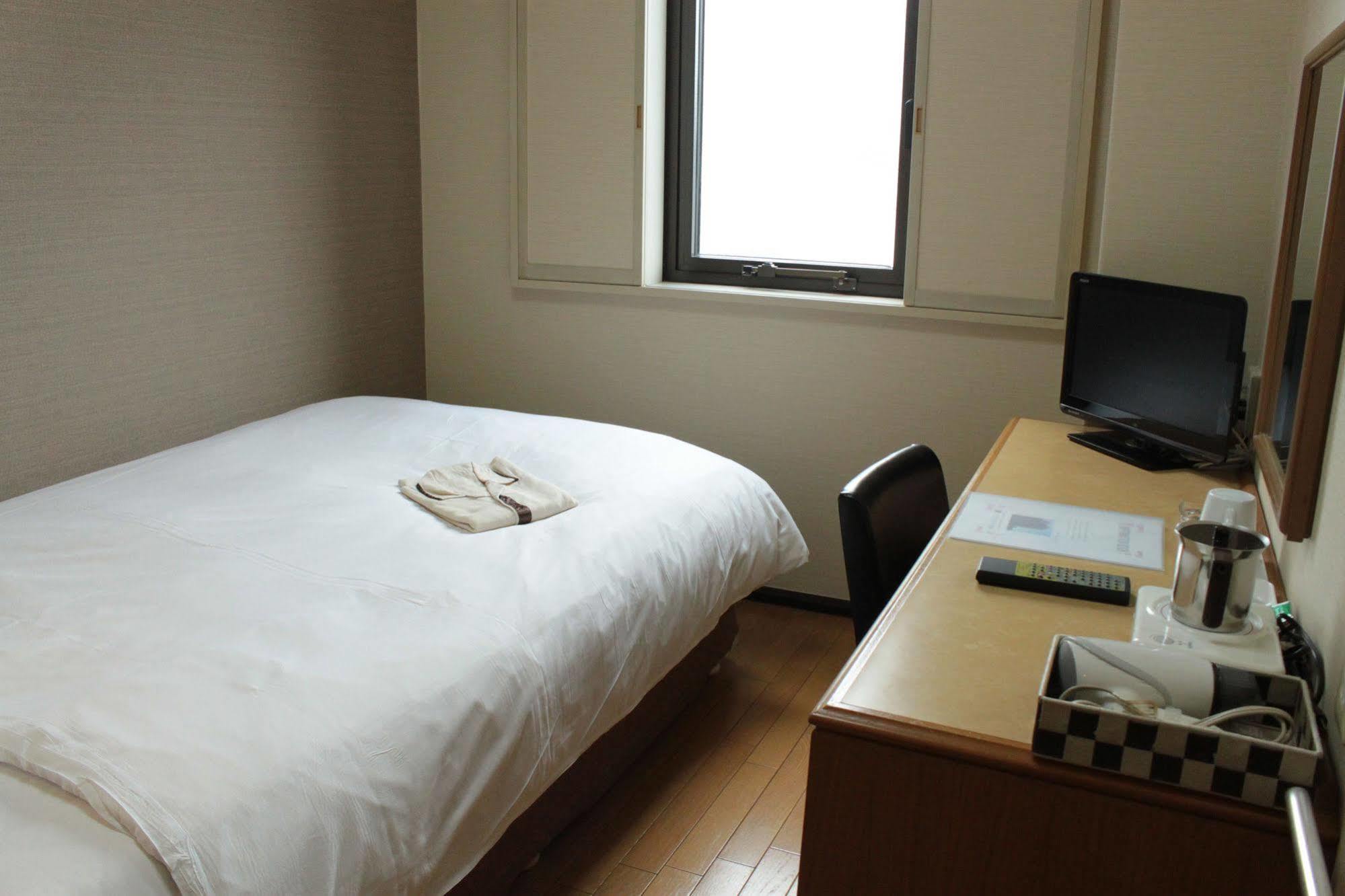 Smile Hotel Atsugi Exterior photo